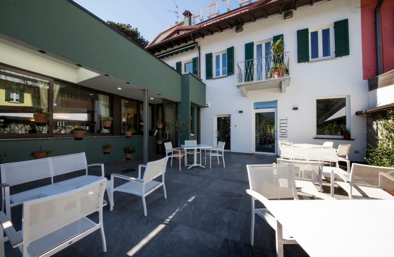 Hotel Baia Di Pare Valmadrera Kültér fotó